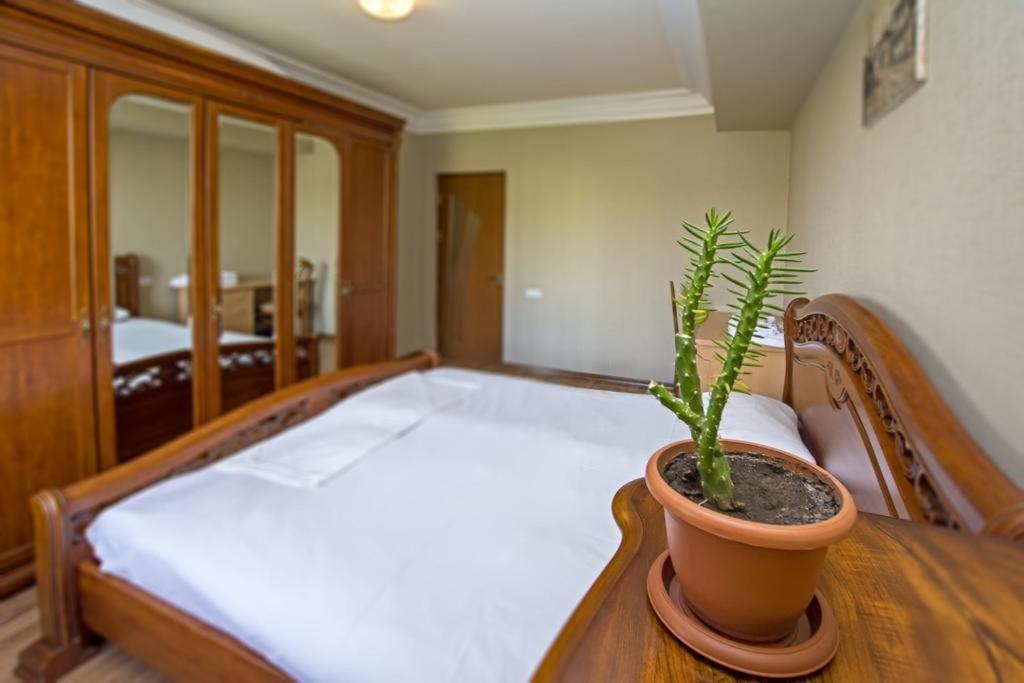 Lesi Apartament Erevan Exterior foto